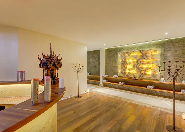 Antmare Hotel 3*